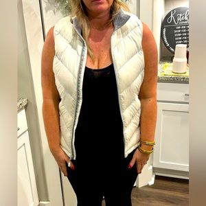 Mountain Hardwear Down Vest